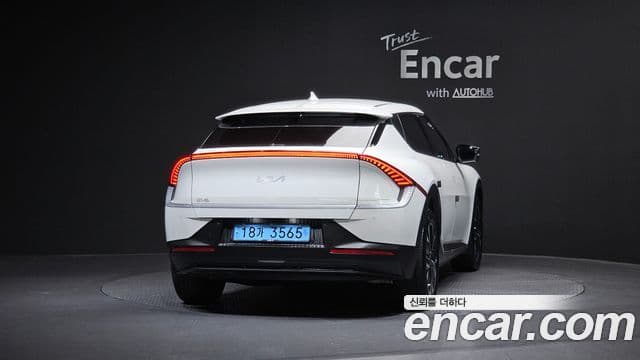 Kia EV6 Air, 2023 4