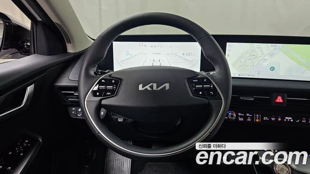 Kia EV6 Air, 2023 13