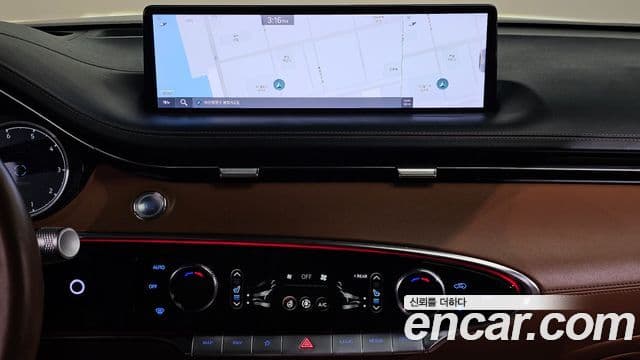 Genesis GV70, 2021 14