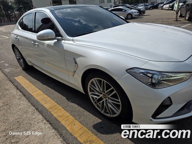 Genesis G70 Elite, 2020 1