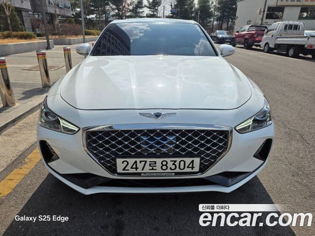 Genesis G70 Elite, 2020 3