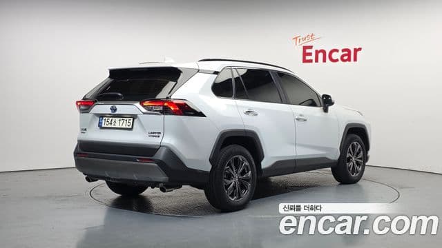 Toyota RAV4 5세대 2.5 4WD гибрид LTD, 2024 2
