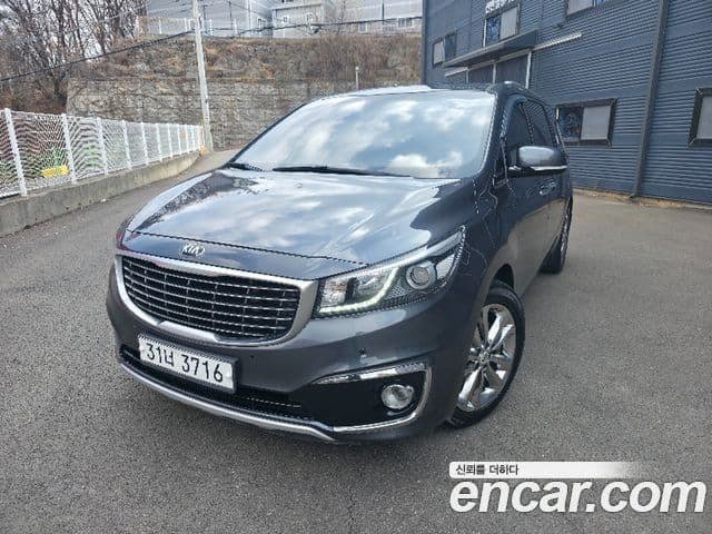 Kia All New Carnival Prestige, 2017 1