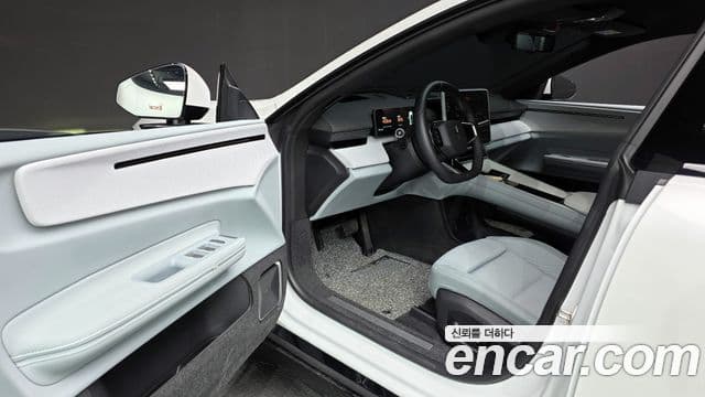 Polestar Polestar 4 Long Range два мотора, 2025 10