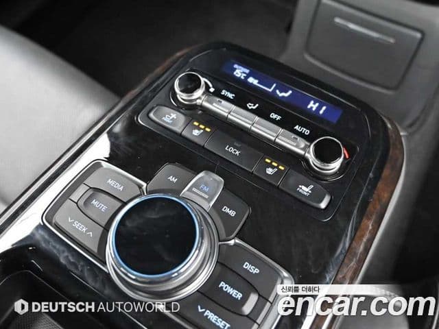 Genesis EQ900 Luxury, 2016 16