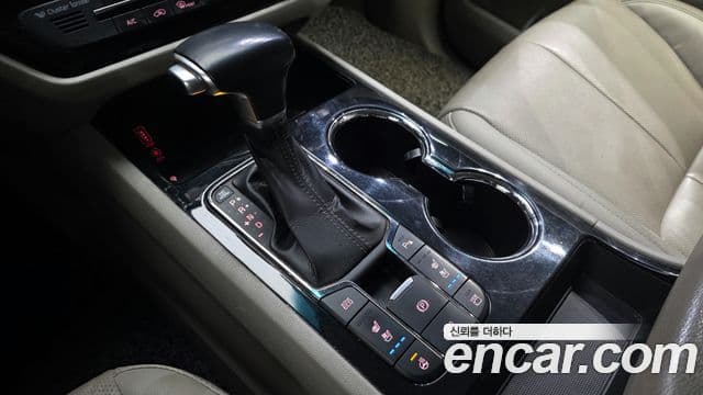 Kia The / новый New Carnival Special, 2019 9