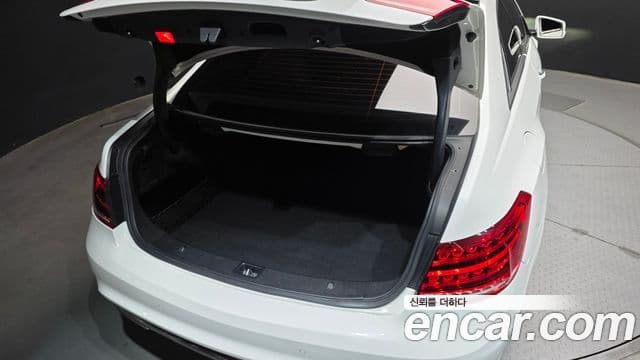 Mercedes-Benz E-класс W212 E200 купе, 2016 20