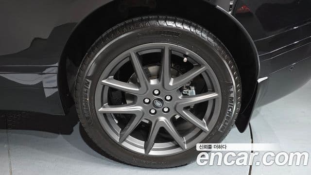 Land Rover Range Rover Velar 3.0 P400 Dynamic HSE, 2025 все фото