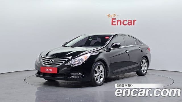 Hyundai YF Sonata Premier, 2012 1