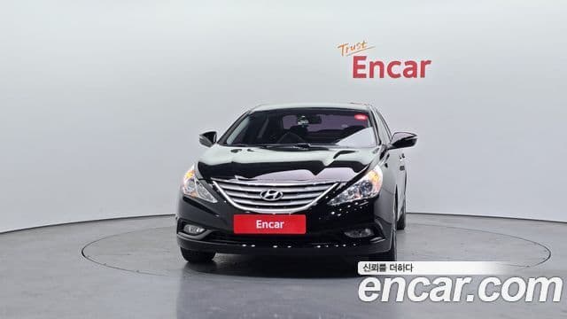 Hyundai YF Sonata Premier, 2012 3
