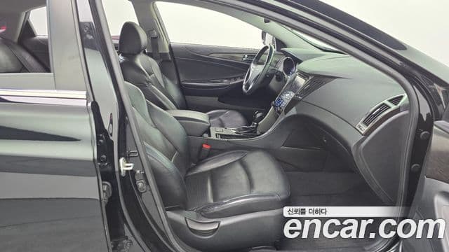 Hyundai YF Sonata Premier, 2012 11