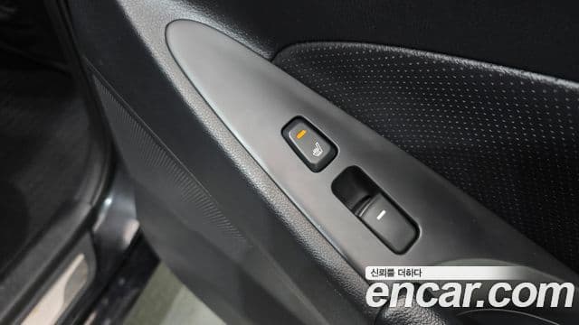 Hyundai YF Sonata Premier, 2012 19