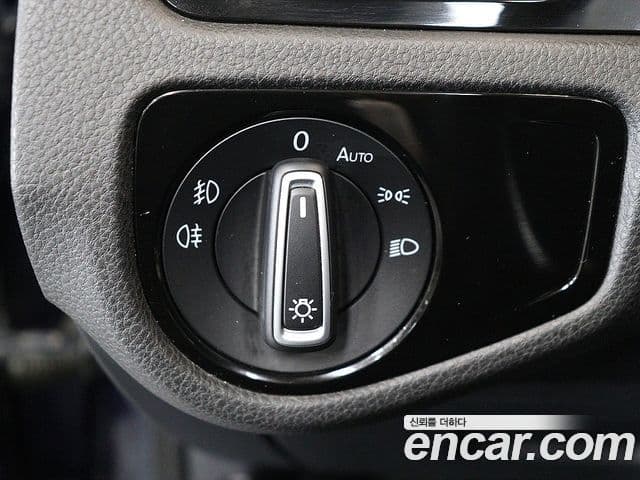 Volkswagen Гольф 7세대, 2015 14