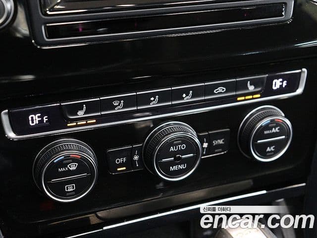 Volkswagen Гольф 7세대, 2015 17