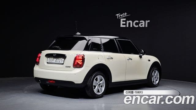 Mini Cooper 3세대, 2019 2