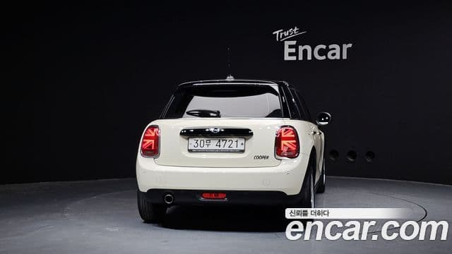 Mini Cooper 3세대, 2019 4