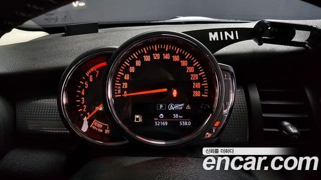 Mini Cooper 3세대, 2019 8