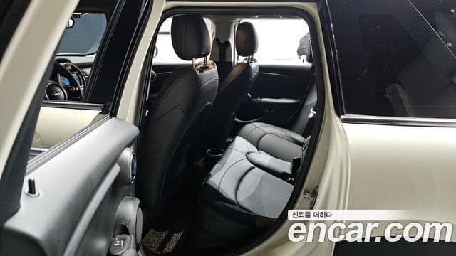 Mini Cooper 3세대, 2019 11