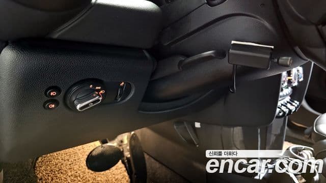 Mini Cooper 3세대, 2019 15