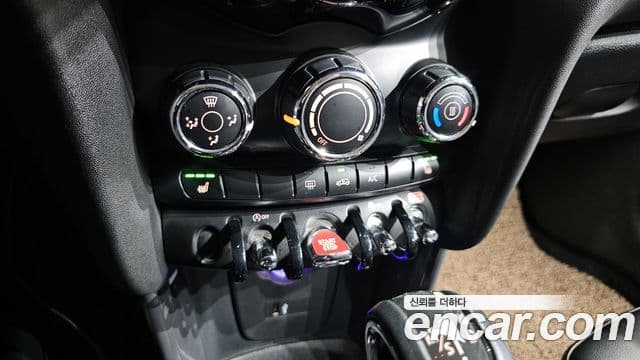 Mini Cooper 3세대, 2019 17