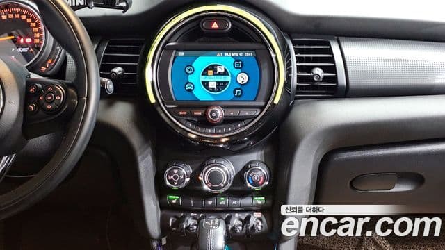 Mini Cooper 3세대, 2019 19