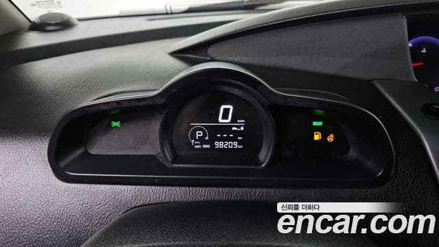 KG모빌리티(SsangYong) Korando 투리스모 4WD outdoor Edition 9인승, 2017 8