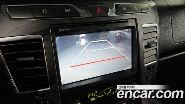 KG모빌리티(SsangYong) Korando 투리스모 4WD outdoor Edition 9인승, 2017 15