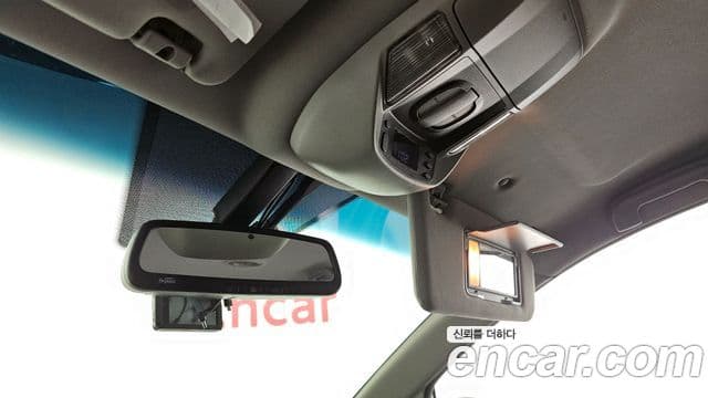 KG모빌리티(SsangYong) Korando 투리스모 4WD outdoor Edition 9인승, 2017 19