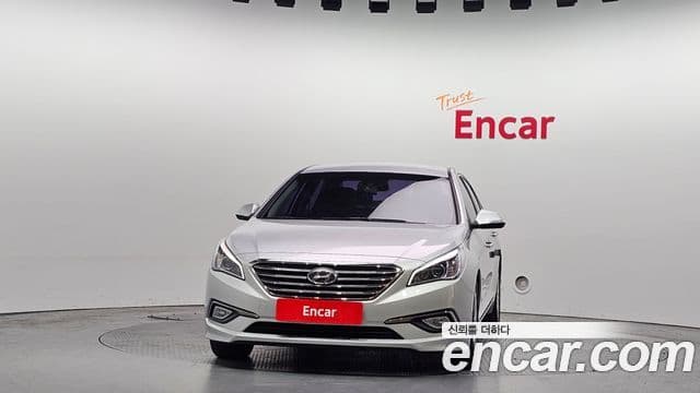 Hyundai LF Sonata 2.0 Smart, 2015 3