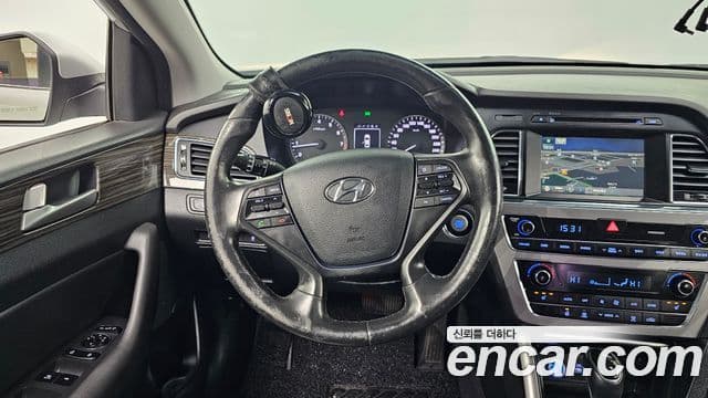 Hyundai LF Sonata 2.0 Smart, 2015 13