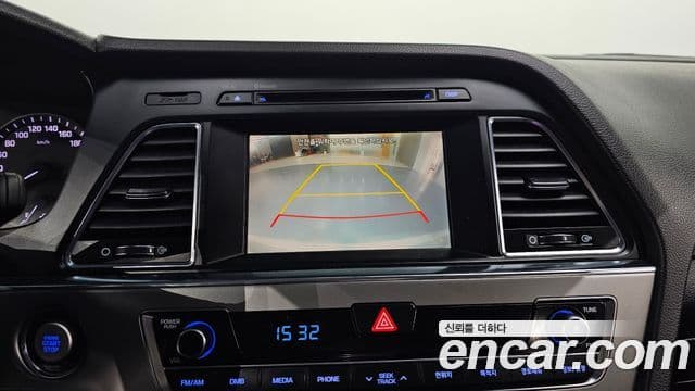 Hyundai LF Sonata 2.0 Smart, 2015 16