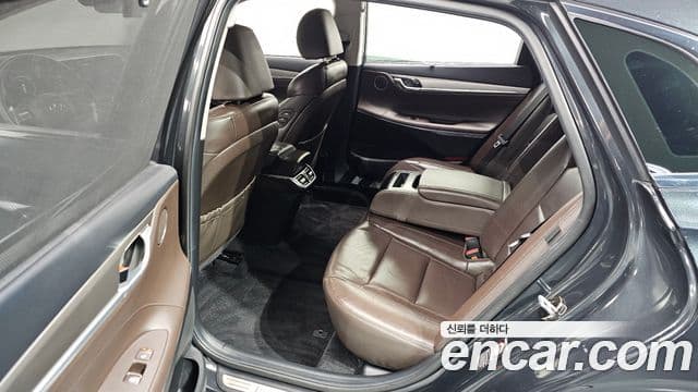 Hyundai The / новый New Grandeur IG гибрид Exclusive, 2020 17