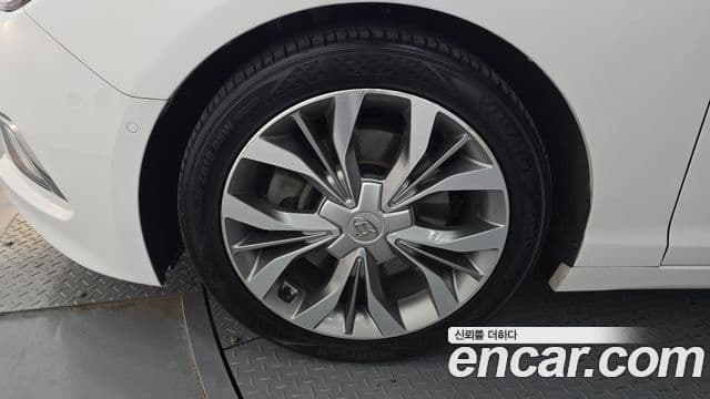 Hyundai LF Sonata Premium, 2015 все фото