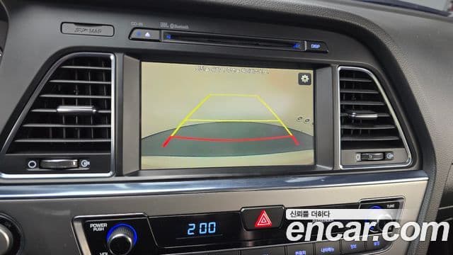 Hyundai LF Sonata Premium, 2015 17