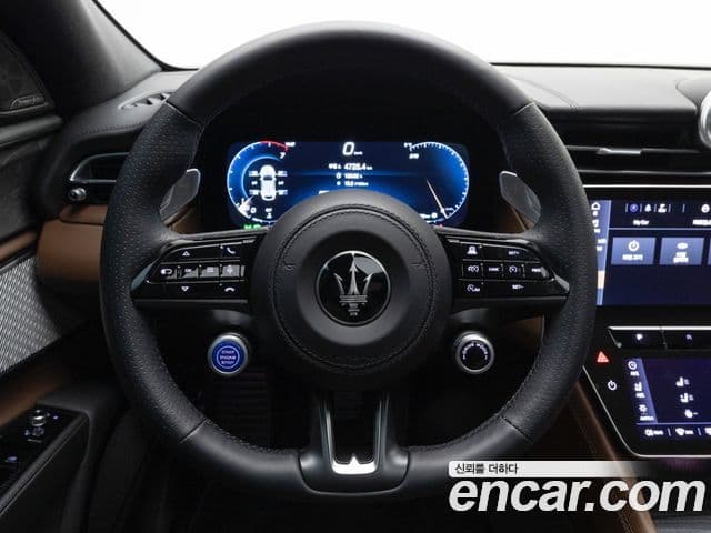 Maserati Grecale 2.0 AWD GT тип P, 2024 13