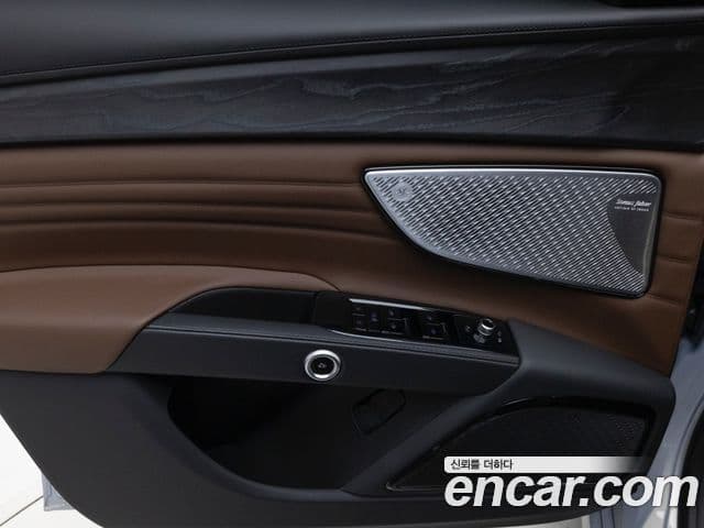 Maserati Grecale 2.0 AWD GT тип P, 2024 17