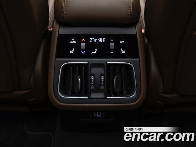 Maserati Grecale 2.0 AWD GT тип P, 2024 18