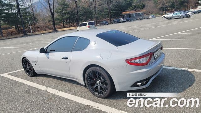 Maserati GranTurismo S 4.7, 2010 2