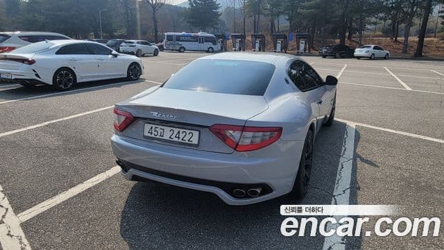 Maserati GranTurismo S 4.7, 2010 4