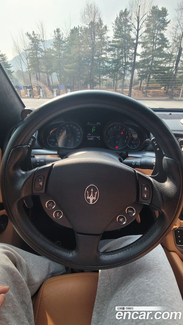 Maserati GranTurismo S 4.7, 2010 10