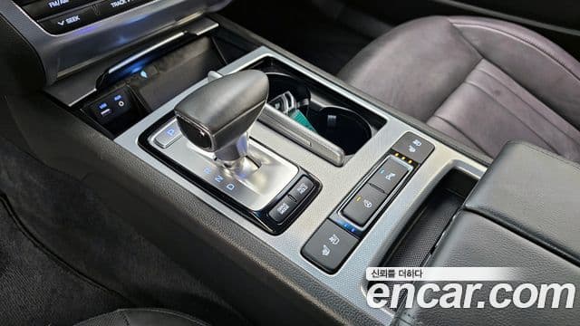 Genesis G80 Luxury, 2017 9