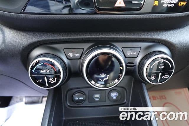 Hyundai Venue Modern, 2020 13