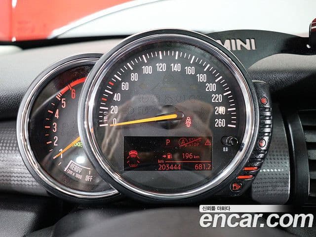 Mini Cooper D 3세대, 2015 7