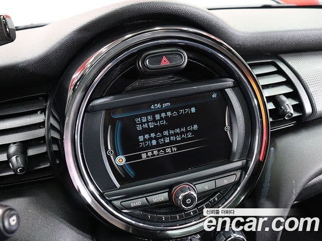 Mini Cooper D 3세대, 2015 8