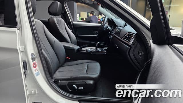 BMW 3시리즈 (F30), 2016 11