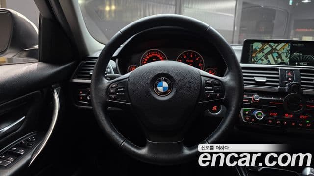 BMW 3시리즈 (F30), 2016 13