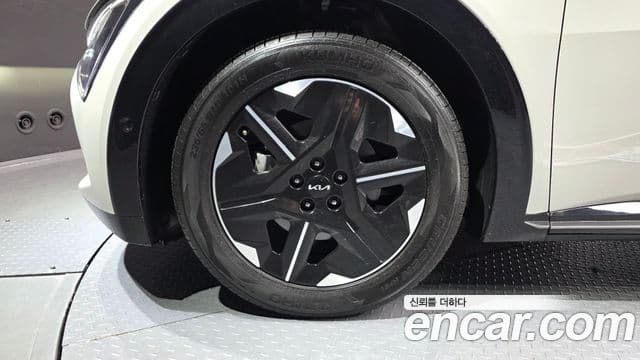 Kia The / новый New EV6 Earth, 2025 все фото