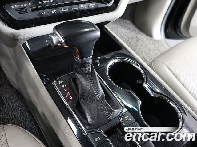 Kia The / новый New Carnival Prestige, 2019 10