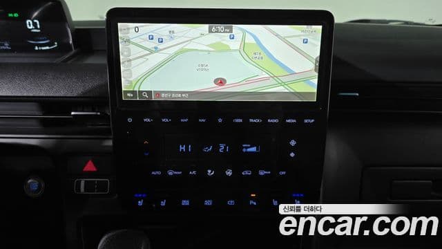 Hyundai Staria Modern, 2025 14