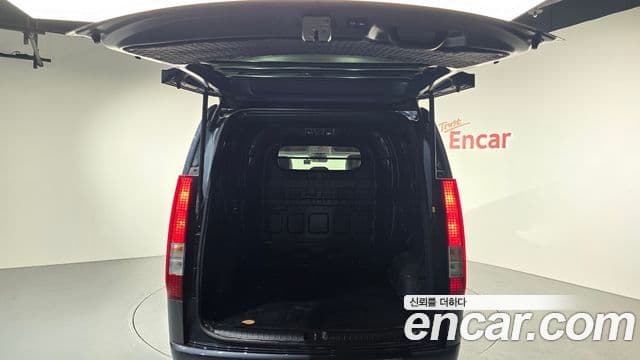 Hyundai Staria Modern, 2025 20